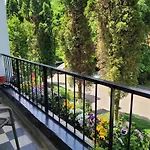 Luna Apartment